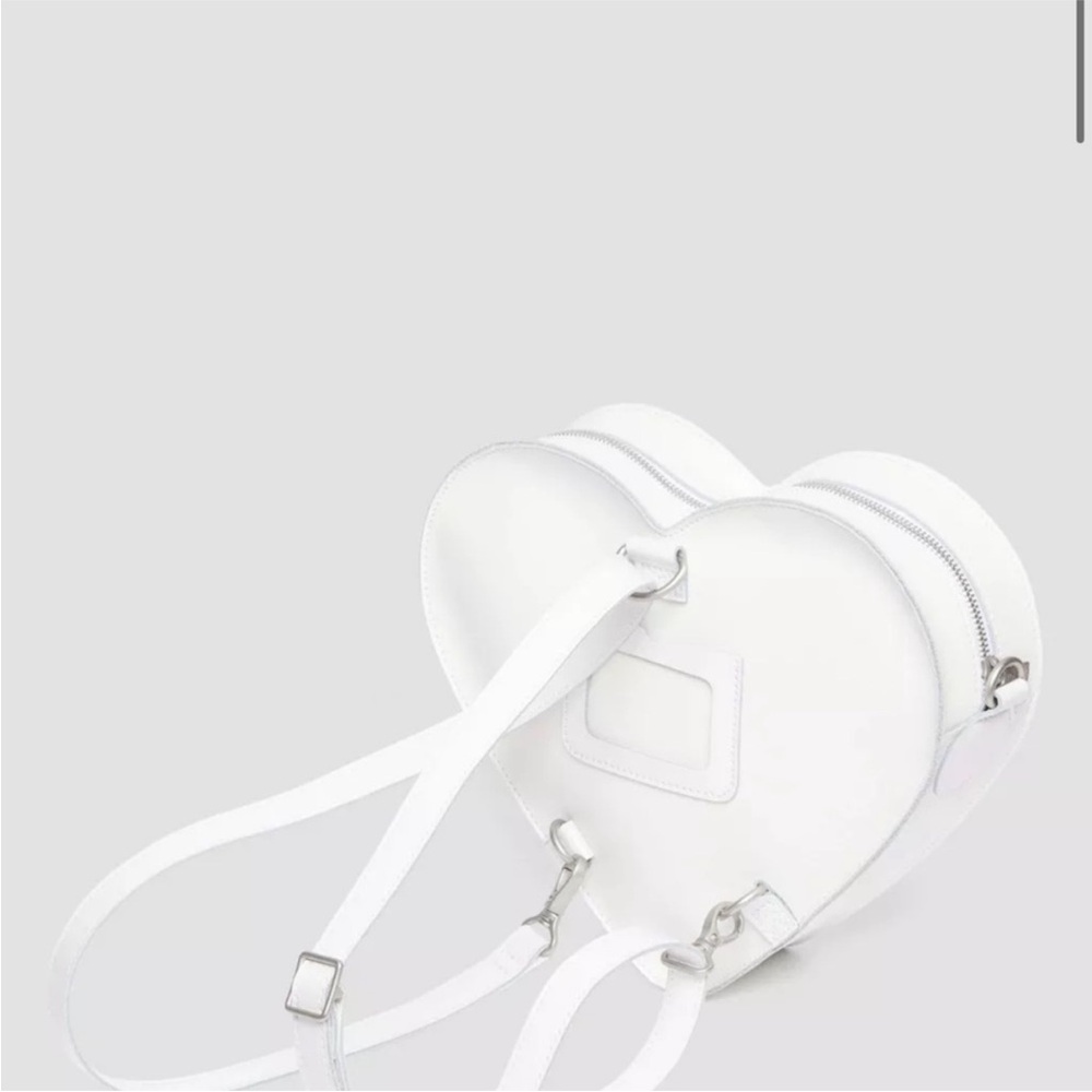 Dr. Martens White Heart Backpack Kiev Leather NWT Rare Sold Out - Picture 7 of 13